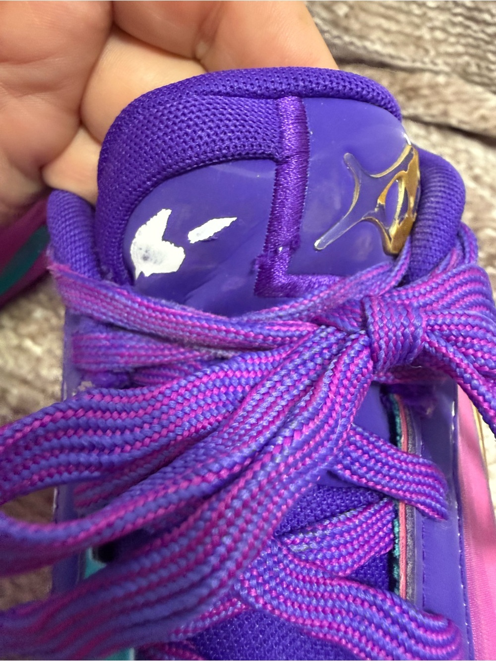 Nike A'One A'ja Wilson Purple Gold Shoes Basketball FZ8605-500 Womens Size 8.5 - Picture 2 of 10